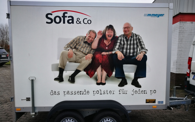 Foliendruck auf Anhängern